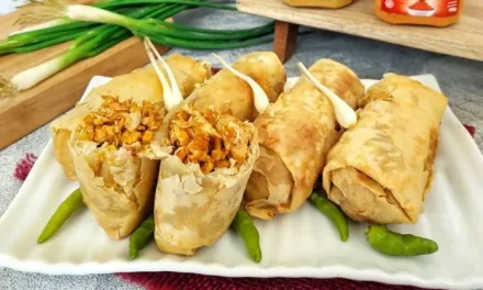 Hidangan Indonesia Yang Terinspirasi Dari Tionghoa Yaitu Lumpia