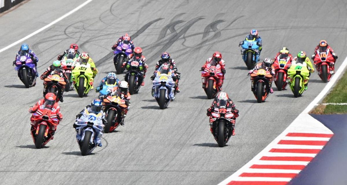 Balapan Dunia Moto GP Yang Menggunakan Kendaraan Khusus