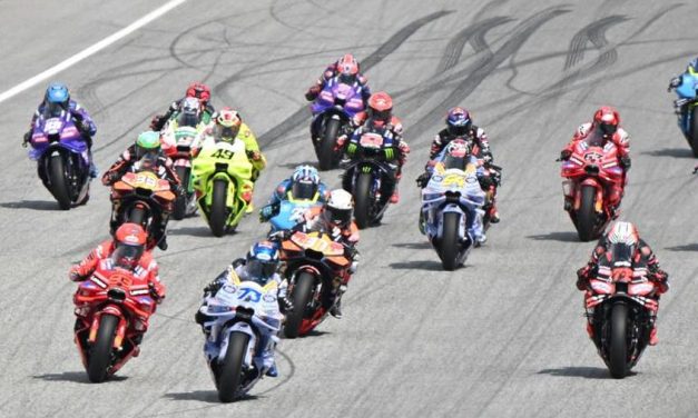 Balapan Dunia Moto GP Yang Menggunakan Kendaraan Khusus