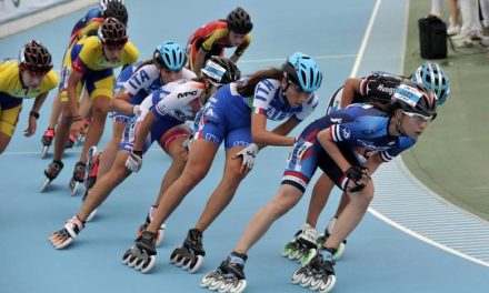 Olahraga Seru Menggunakan Sepatu Roda Dan Harus Seimbang