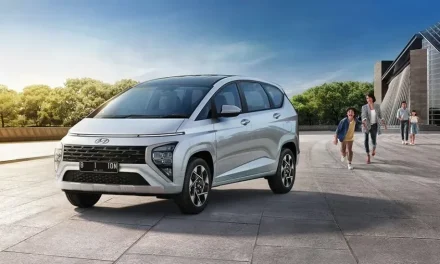 Kendaraan MPV Terdapat Pada Mobil Hyundai Stargazer