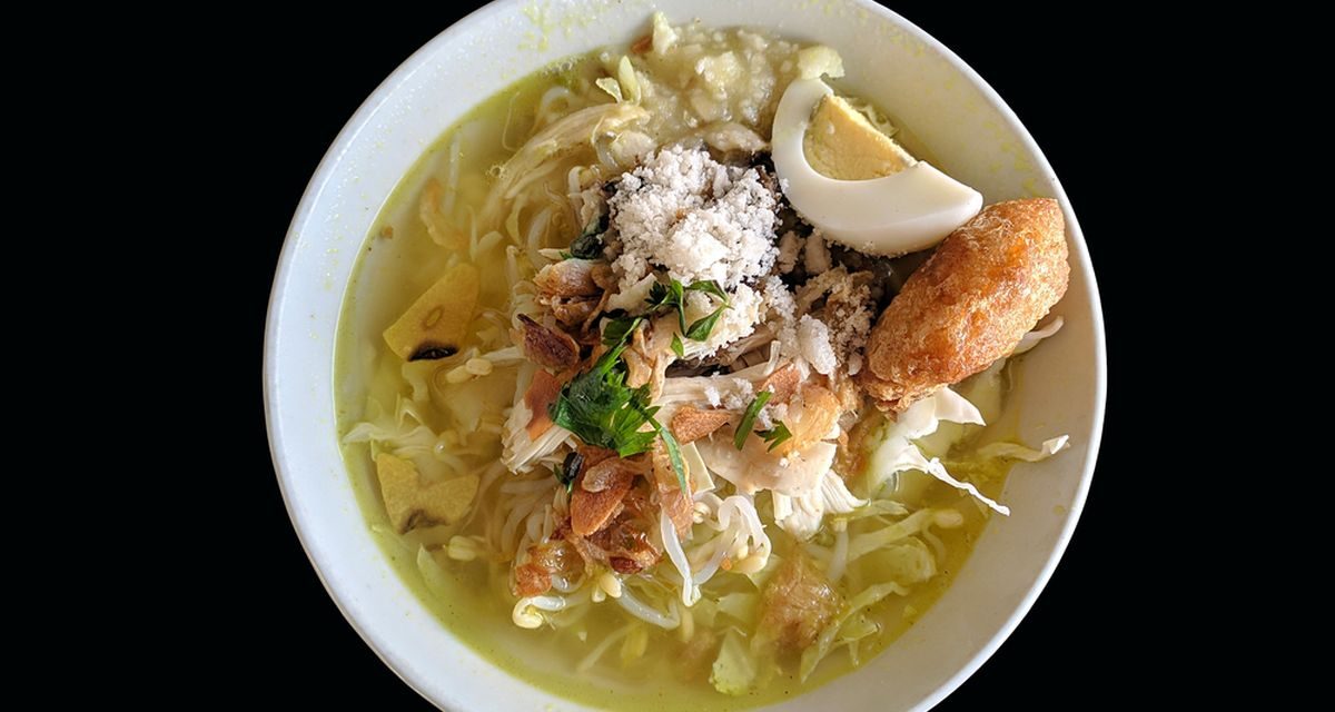 Hidangan Indonesia Soto Dengan Campuran Rempah