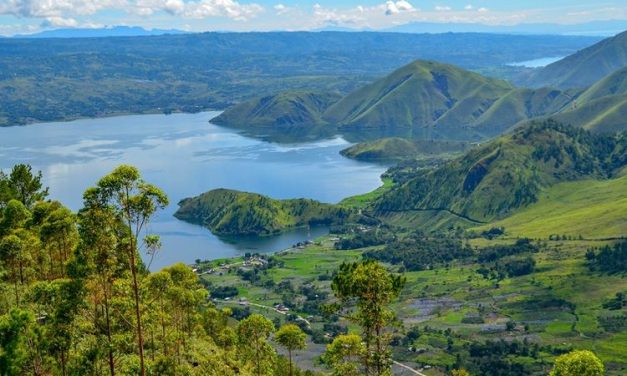 Negara Indonesia Memiliki Danau Vulkanik Yaitu Danau Toba