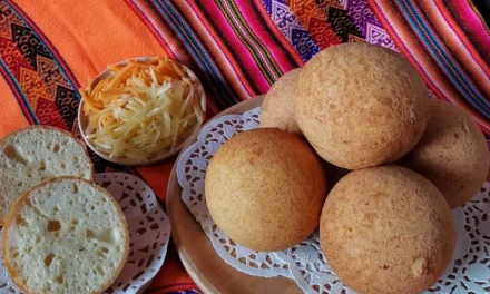 Jajanan Odading Yang Berbentuk Bulat Atau Kotak