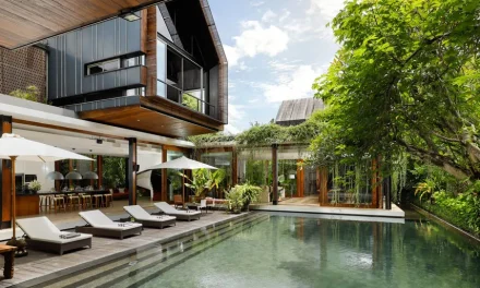 Akomodasi Villa Yang Cukup Mewah Di Daerah Wisata