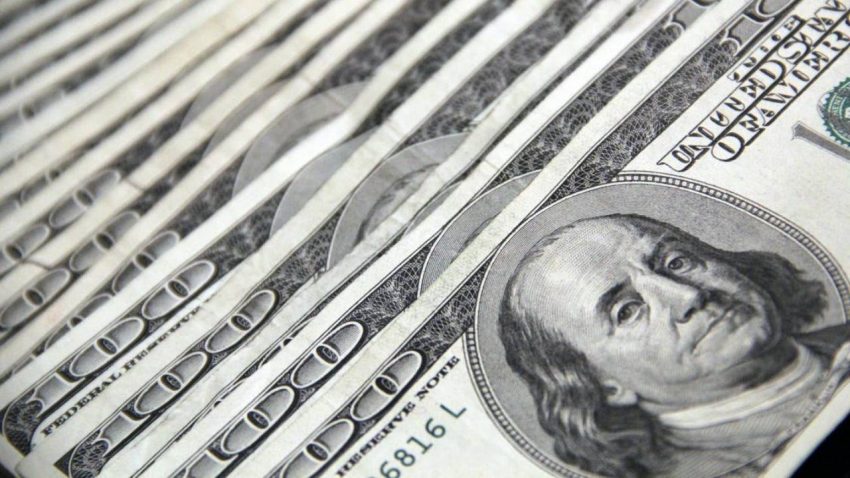 Jenis Mata Uang Dollar Yang Berpengaruh Banyak Hal
