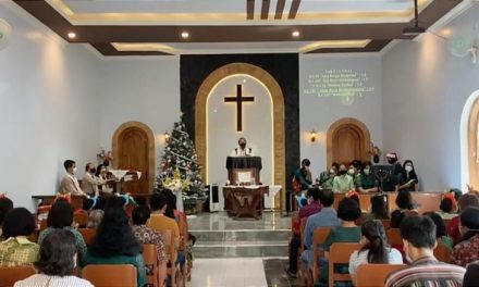 Pemimpin Suatu Gereja Atau Pendeta Agama Kristen