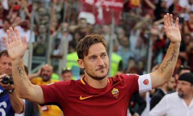Ikonik AS Roma Francesco Totti Andalan Tim