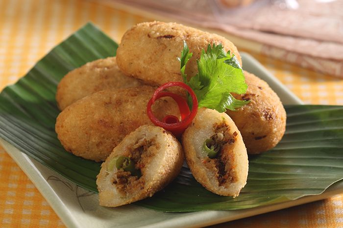 Makanan Tradisional Combro Khas Jawa Barat