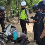 Tanpa Surat Resmi Sebuah Kereta Bodong