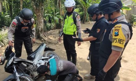 Tanpa Surat Resmi Sebuah Kereta Bodong