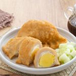Makanan Dari Palembang Sebuah Pempek Kapal Selam