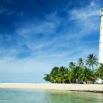 Menara Pantau Mercusuar Penunjuk Arah Kapal
