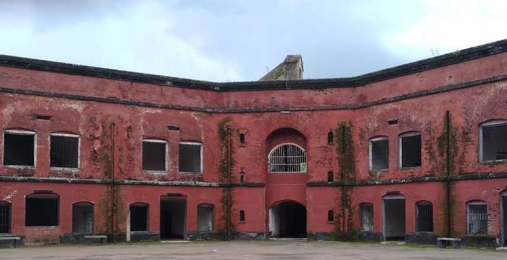Sistem Bertahan Benteng Sebuah Bangunan Saat Peperangan