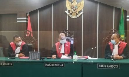 Penegak Keadilan Seorang Hakim Dalam Pengadilan
