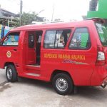Sebuah Kendaraan Umum Angkot Yang Banyak Tersebar