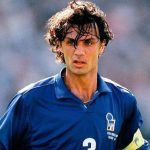 Pemain Bola Legenda Paolo Maldini Dari Italia