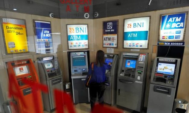 Sebuah Perangkat ATM Yang Memudahkan Layanan Keuangan